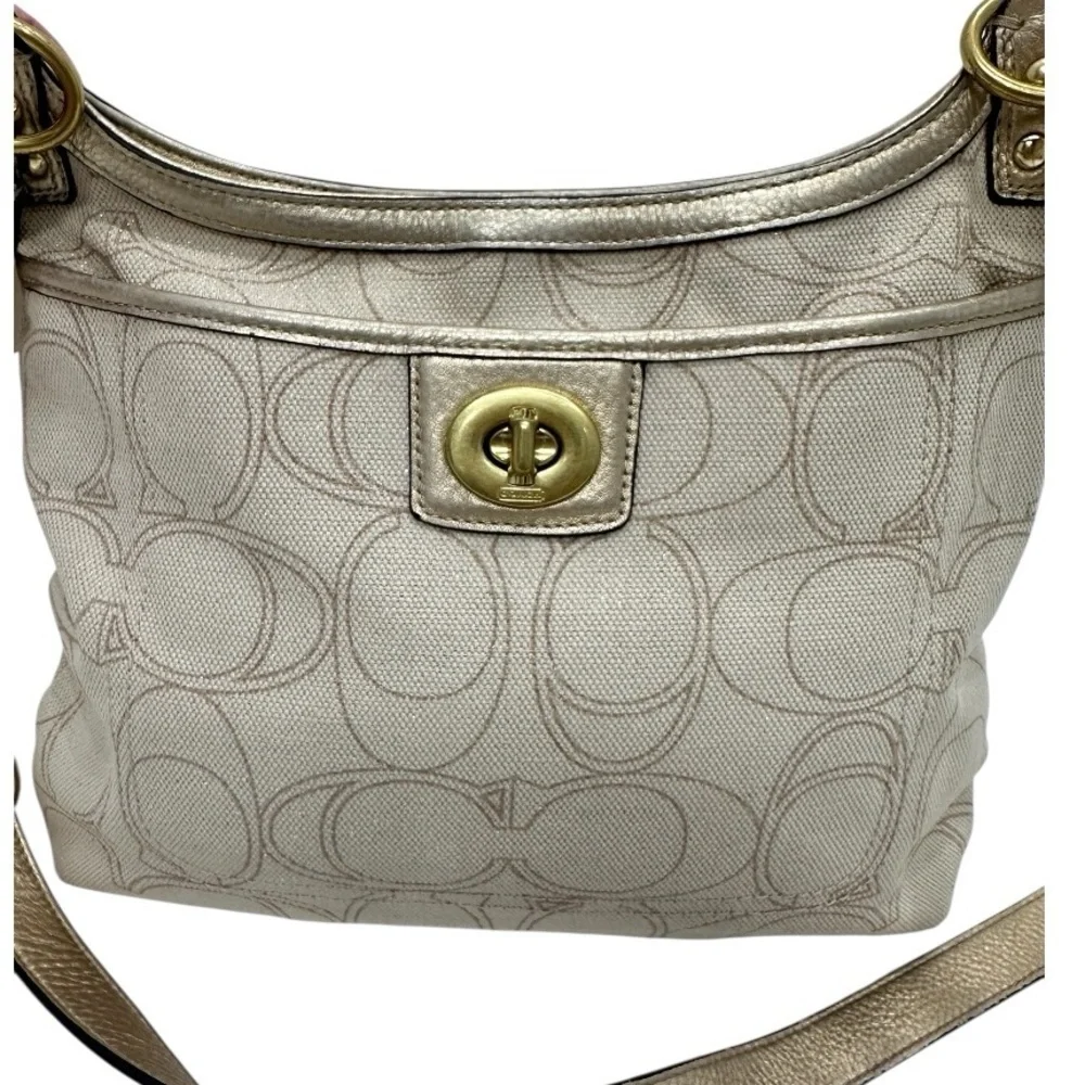 Coach vintage penelope